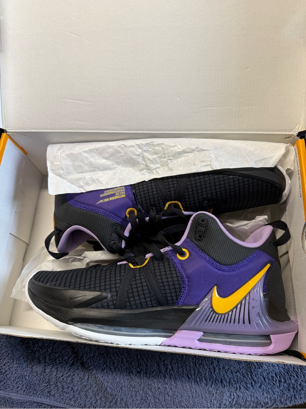 Nike LeBron Witness 7 "Lakers" Basketball Shoes - NIB Size 10.5